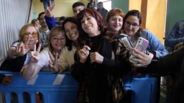 “Para mañana, espero un país más sensato y que todos los que tienen responsabilidad institucional, política, sindical, social la asuman”, afirmó Cristina  Kirchner.