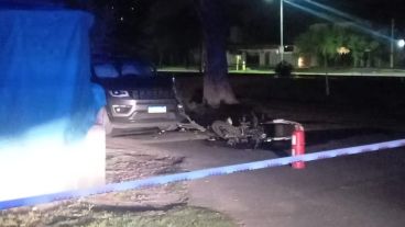 El accidente ocurrió frente al cementerio de Funes.