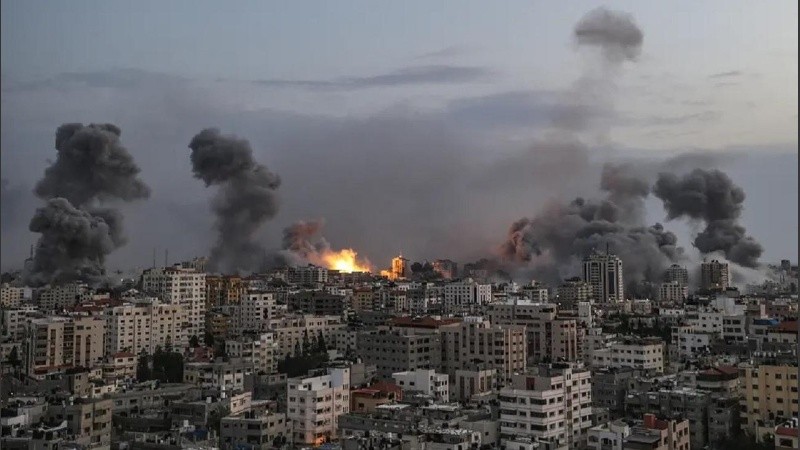 Los combates se producen en el norte de la Franja e involucran al ejército, la armada y la fuerza aérea israelí.