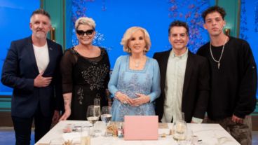 La mesaza del último sábado con Mirtha Legrand.