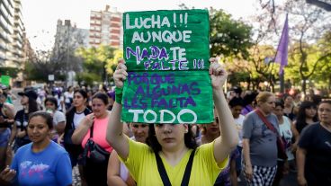 La marcha inició desde Oroño y el río a las 17.