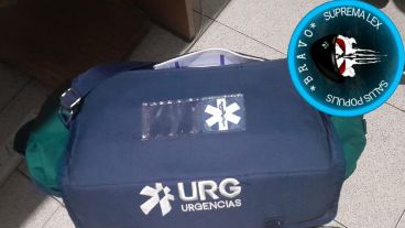 El bolso de medicamentos que los delincuentes habían robado a mano armada.