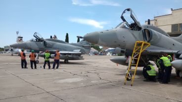 Esta operación conjunta es conducida en tiempo real desde el Centro de Operaciones Aeroespaciales Merlo, ubicado en la localidad homónima del Gran Buenos Aires.