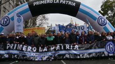 La presentación de la CGT frenó los alcances laborales del mega decreto de Milei