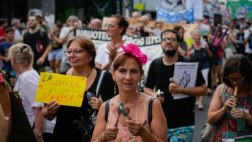 Marcha en defensa de la cultura en Rosario.