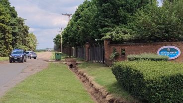 La policía trabajaba en la zona del ingreso a Los Álamos.