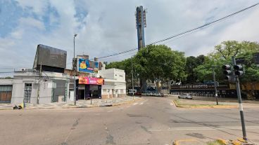 Fue a metros de la cancha de Central, que la noche anterior jugó de local.