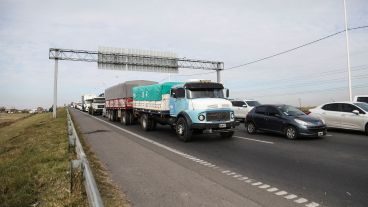 Se busca prevenir siniestros viales y agilizar el viaje de vehículos livianos.