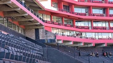 Una imagen de un sector de palcos en el estadio Brigadier López.