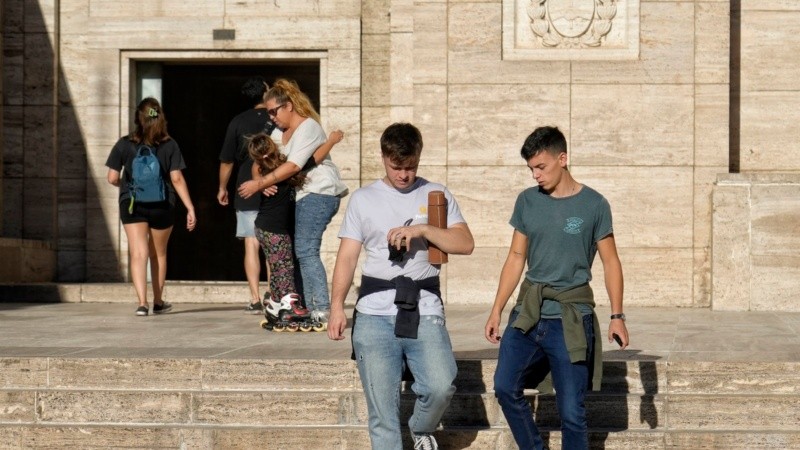 La Semana Santa tuvo más días pero menos turistas en Rosario.