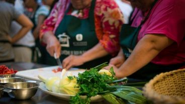 Apuntan a las que llevan a delante diversos sectores de la economía popular y Pymes, para buscar estrategias conjuntas.