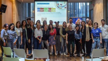 El taller "Interculturas, conectando la diversidad" se realizó en la Biblioteca Argentina.