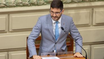 Pullaro abrió un nuevo período de sesiones ordinarias en la Legislatura.