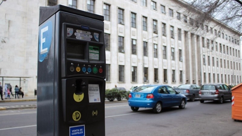 El estacionamiento medido tiene un nuevo aumento en Rosario.