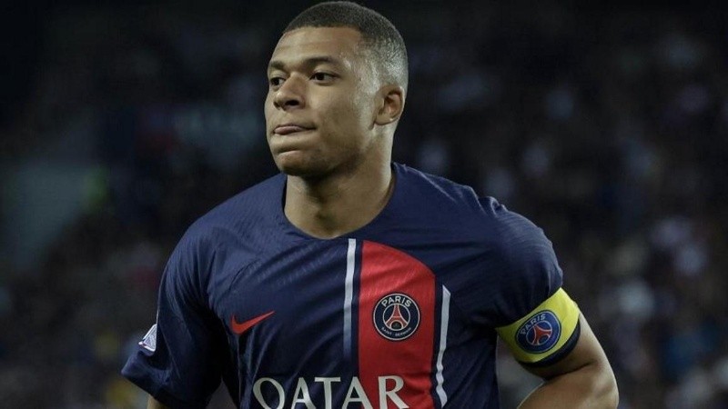 Mbappé jugará el último partido de la temporada el próximo domingo hora 16 de Argentina.