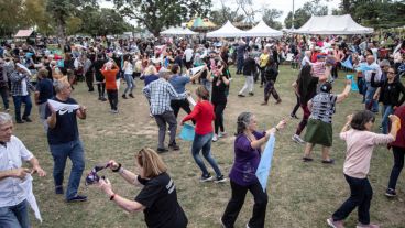 El sábado 25 Rosario tendrá un festival por la Patria.