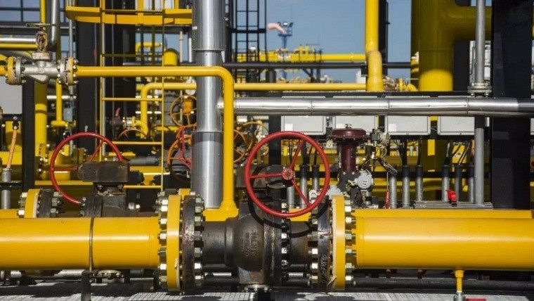Desperfecto en plantas compresoras obliga a Litoral Gas a restringir consumo industrial