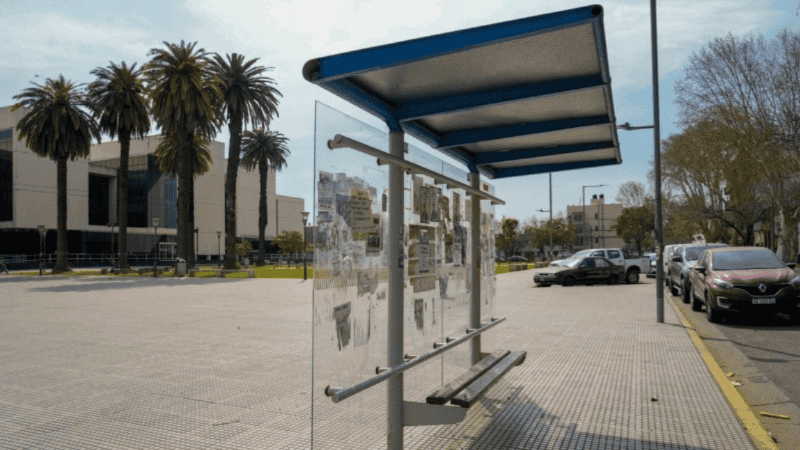 Los colectivos volverán a detenerse en la parada frente al Centro de Justicia Penal.