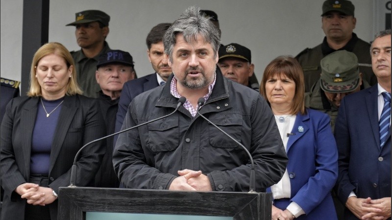 Cococcioni brindó un discurso durante el acto por el plan Bandera.