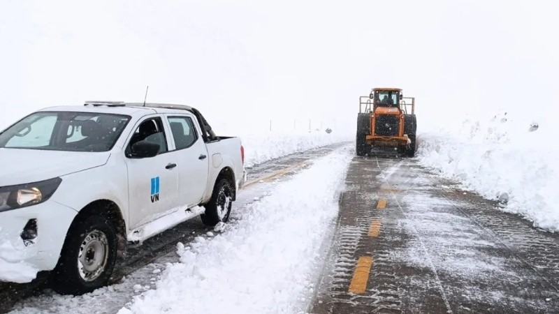 Mendoza, Neuquén, San Juan y Santa Cruz están bajo alerta amarilla por nevadas intensas.