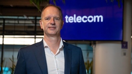 Julio Hutka, director de Negocios B2B de Telecom.