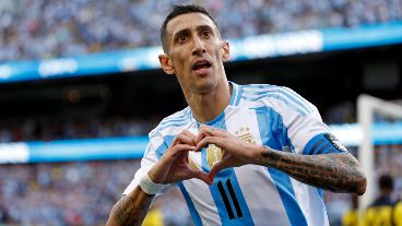 Ángel Di María es duda para jugar de arranque ante los ecuatorianos