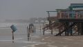 El huracán Beryl llegó a Texas con intensas lluvias y vientos de hasta 130 km/h que provocaron al menos una muerte