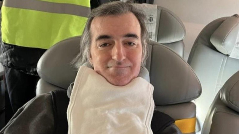 Esteban Bullrich viajó en vuelo de Aerolíneas Argentinas.