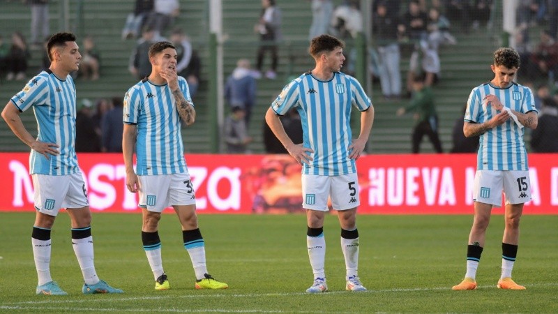 Racing no pudo ser líder porque se pegó un porrazo en Junín.