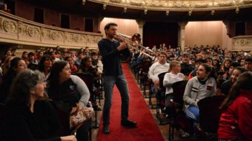 Imagen de uno de los Conciertos Didácticos de la Orquesta Sinfónica de Rosario.