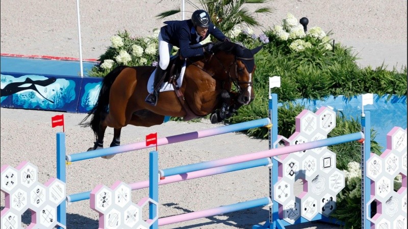 Larocca, de 55 años, nació en Suiza pero representa a Argentina.