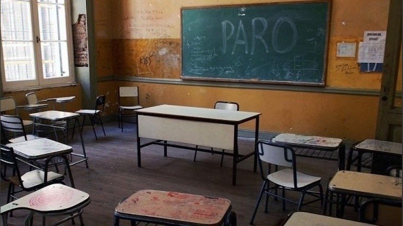 Paro docente durante este miércoles en escuelas públicas.