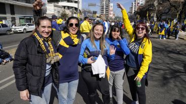 Abrieron las puertas del Estadio Gigante de Arroyito y así se vivía la previa al clásico.