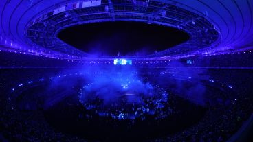 La colorida y sonora clausura del certamen parisino en Stade de France.