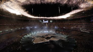 La colorida y sonora clausura del certamen parisino en Stade de France.