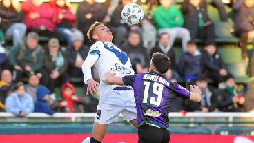 Fue 2-2 en el estadio Florencio Sola.