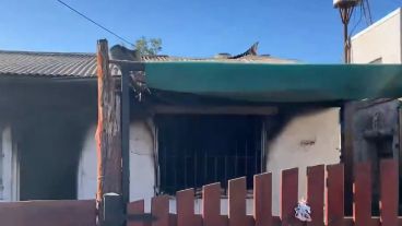 La casa que se prendió fuego y fue una trampa mortal para René.