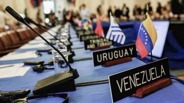 Cancillería rechazó junto a otros diez países la decisión del Tribunal Supremo de Justicia que validó la reelección de Maduro.