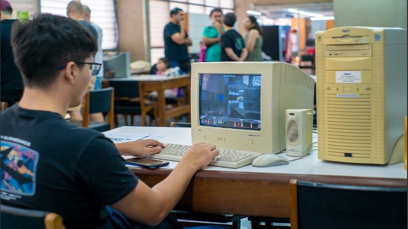 El encuentro busca revalorizar los elementos tecnológicos para su reciclaje y reutilización.