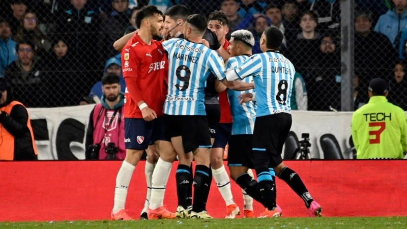 Clásico picante en Avellaneda: Racing e Independiente empataron sin goles en el Cilindro.