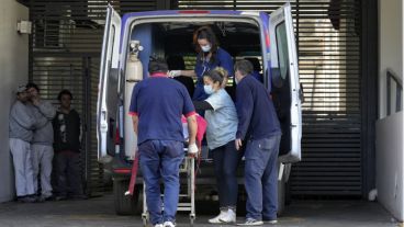 El chico fue trasladado de Bariloche a Rosario en un avión el lunes al mediodía.