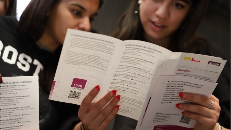 La exposición que orienta a quienes quieran estudiar una carrera universitaria.