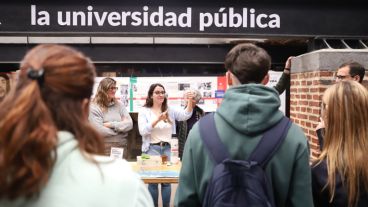 La exposición que orienta a quienes quieran estudiar una carrera universitaria.