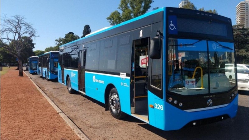 El municipio dquirió 60 nuevos colectivos de transporte urbano.