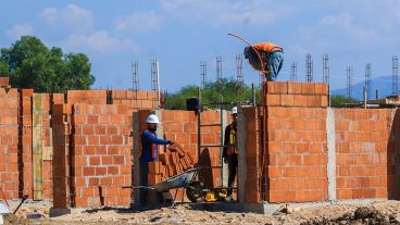 El sector de la construcción fue el que presentó la mayor caída mensual del empleo en febrero.