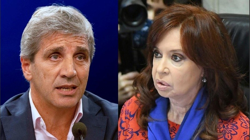 El ministro de Economía Luis Caputo y la expresidenta Cristina Kirchner.