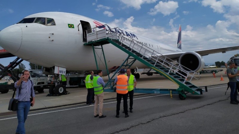 Hasta 2020, el vuelo era operado por Latam Brasil.