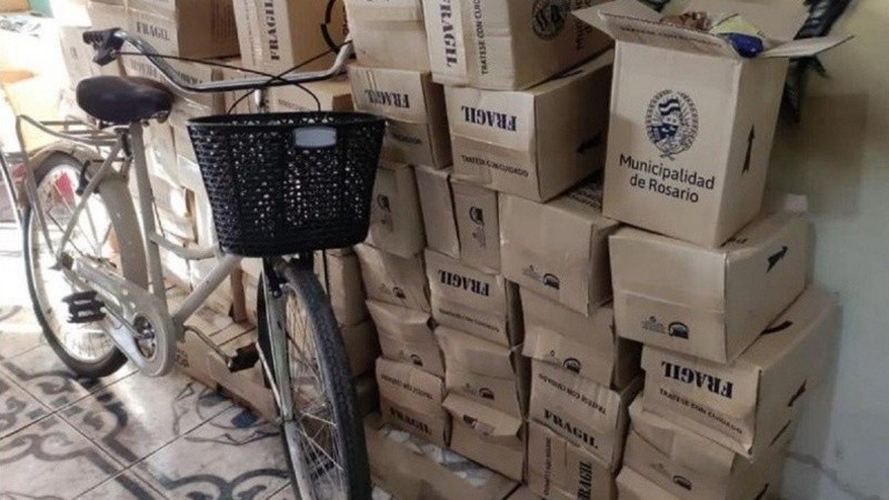 Las cajas de alimentos que estaban en el domicilio del 