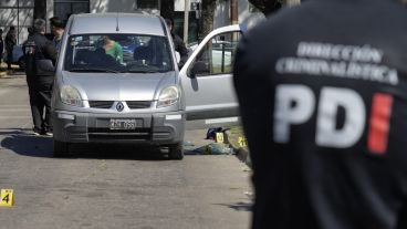 Se relevaron doce vainas servidas en el lugar del asalto.