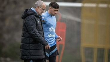 El Loco, junto a Valverde en un entrenamiento.